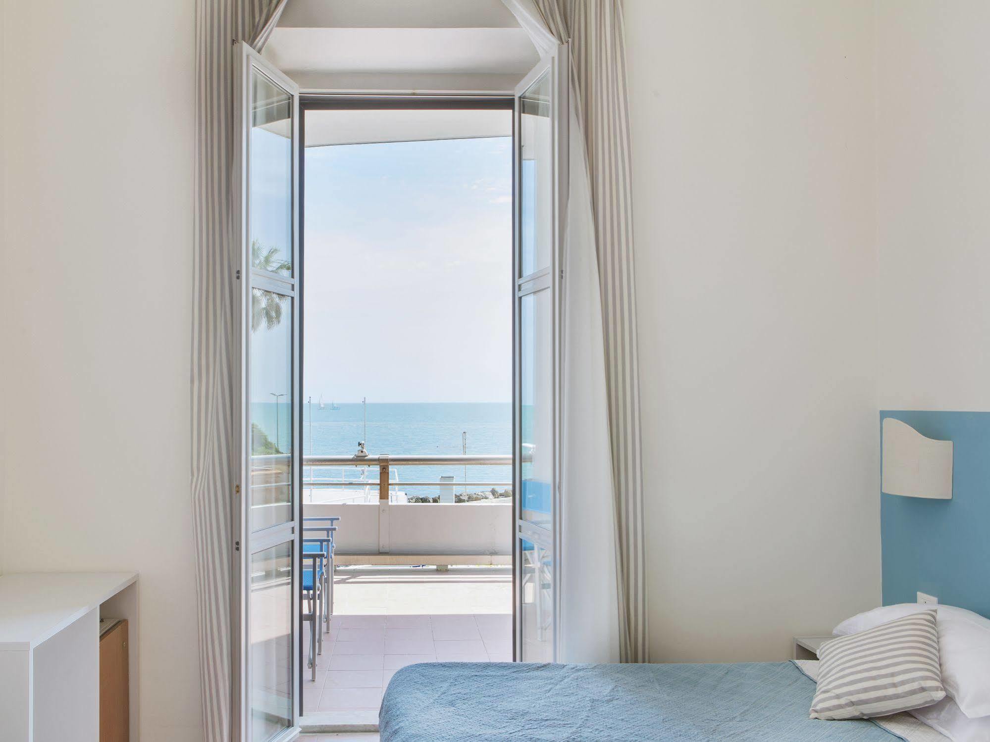 Hotel Riviera