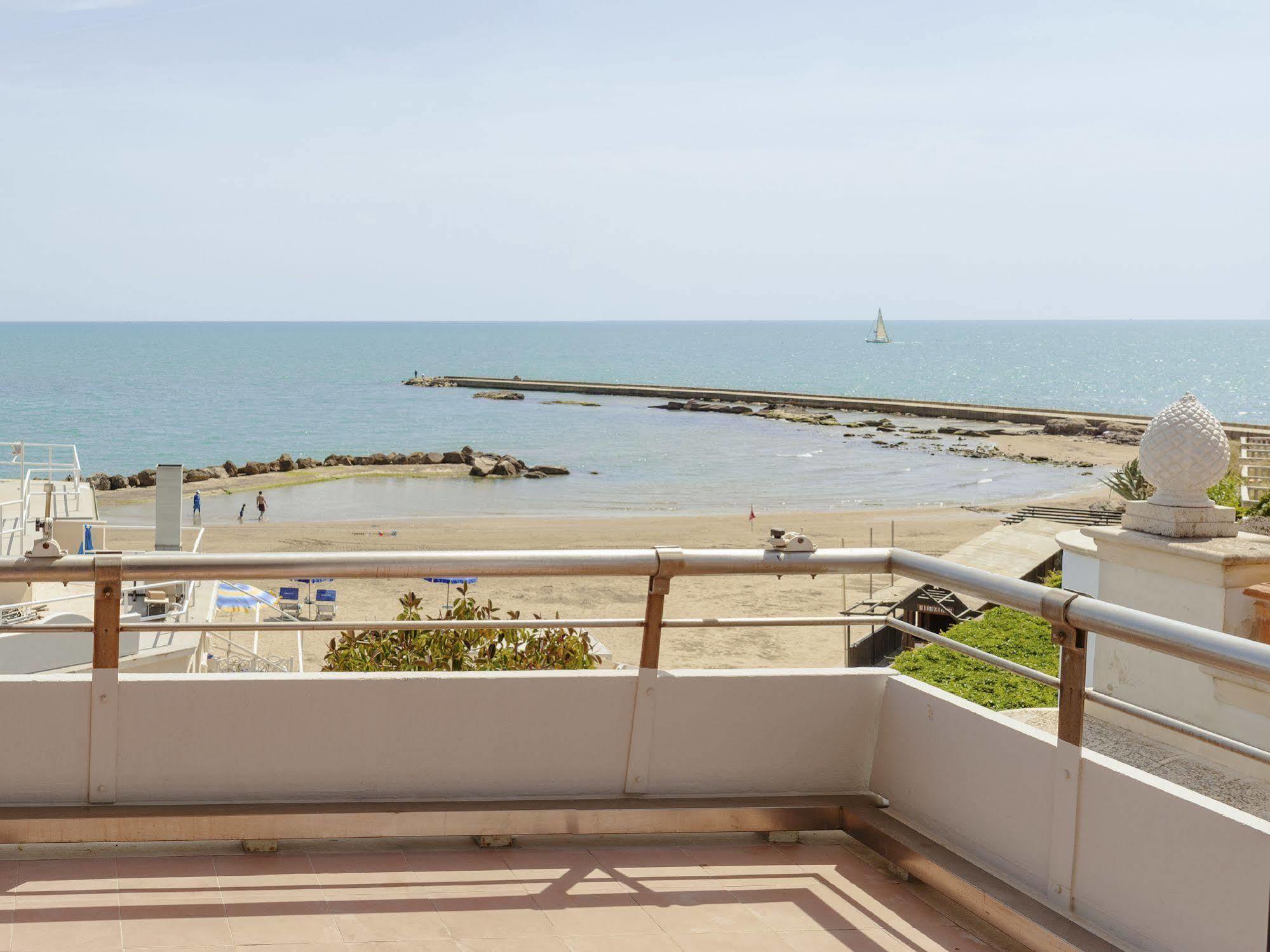 Hotel Riviera 3*